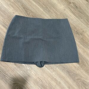 Abercrombie & Fitch Scarlett Mid Rise Mini Skort